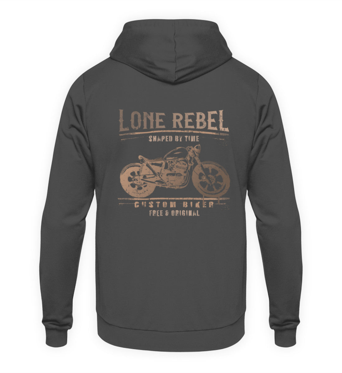 Ein Biker mit einem Hoodie für Motorradfahrer von Wingbikers mit dem Aufdruck, Lone Rebel - Shaped by time - Custom Biker, mit Back Print, in stahlgrau.