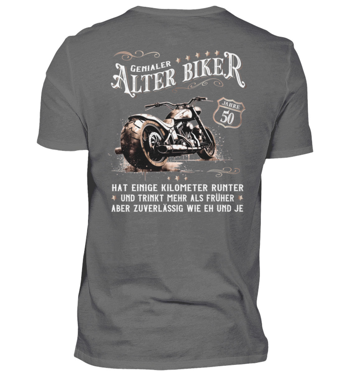 Ein Biker T-Shirt zum Geburtstag für Motorradfahrer von Wingbikers mit dem Aufdruck, Alter Biker - 50 Jahre - Einige Kilometer runter, trinkt mehr - aber zuverlässig wie eh und je - mit Back Print, in grau.
