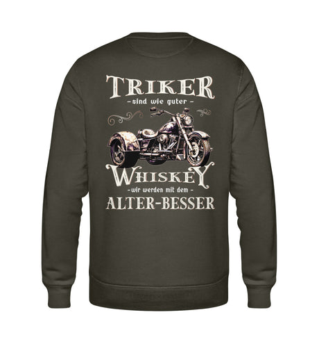 Ein Sweatshirt für Trike Fahrer von Wingbikers mit dem Aufdruck, Triker sind wie guter Whiskey - Wir werden mit dem Alter besser, in khaki grün.