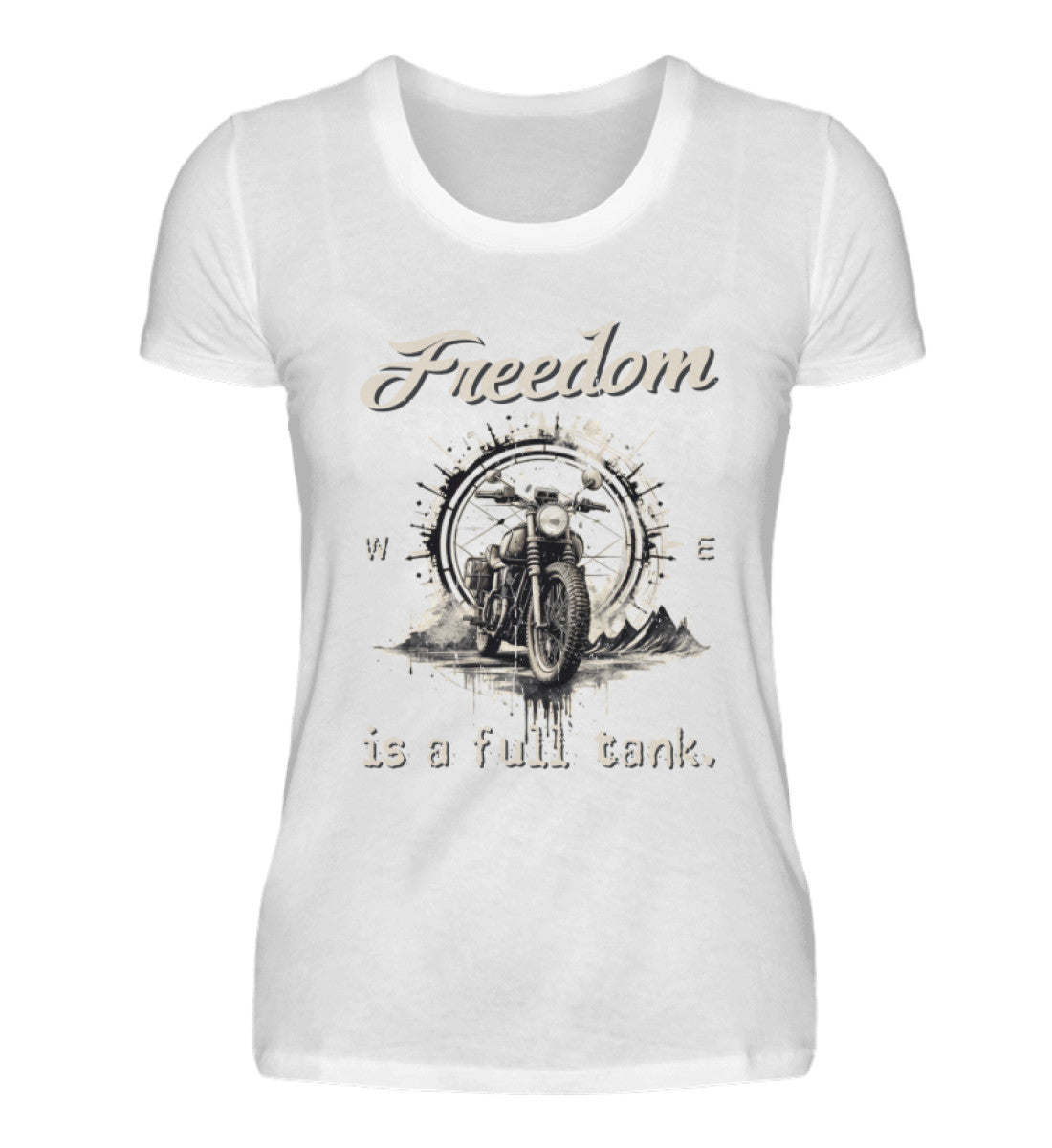 Ein T-Shirt für Motorradfahrerinnen von Wingbikers mit dem Aufdruck, Freedom Is A Full Tank - Freiheit ist ein voller Tank - mit einem Retro Vintage klassischem Motorrad, in weiß.