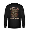 Ein Biker Sweatshirt für Motorradfahrer von Wingbikers mit dem Aufdruck, Respect All - Fear None, in schwarz.