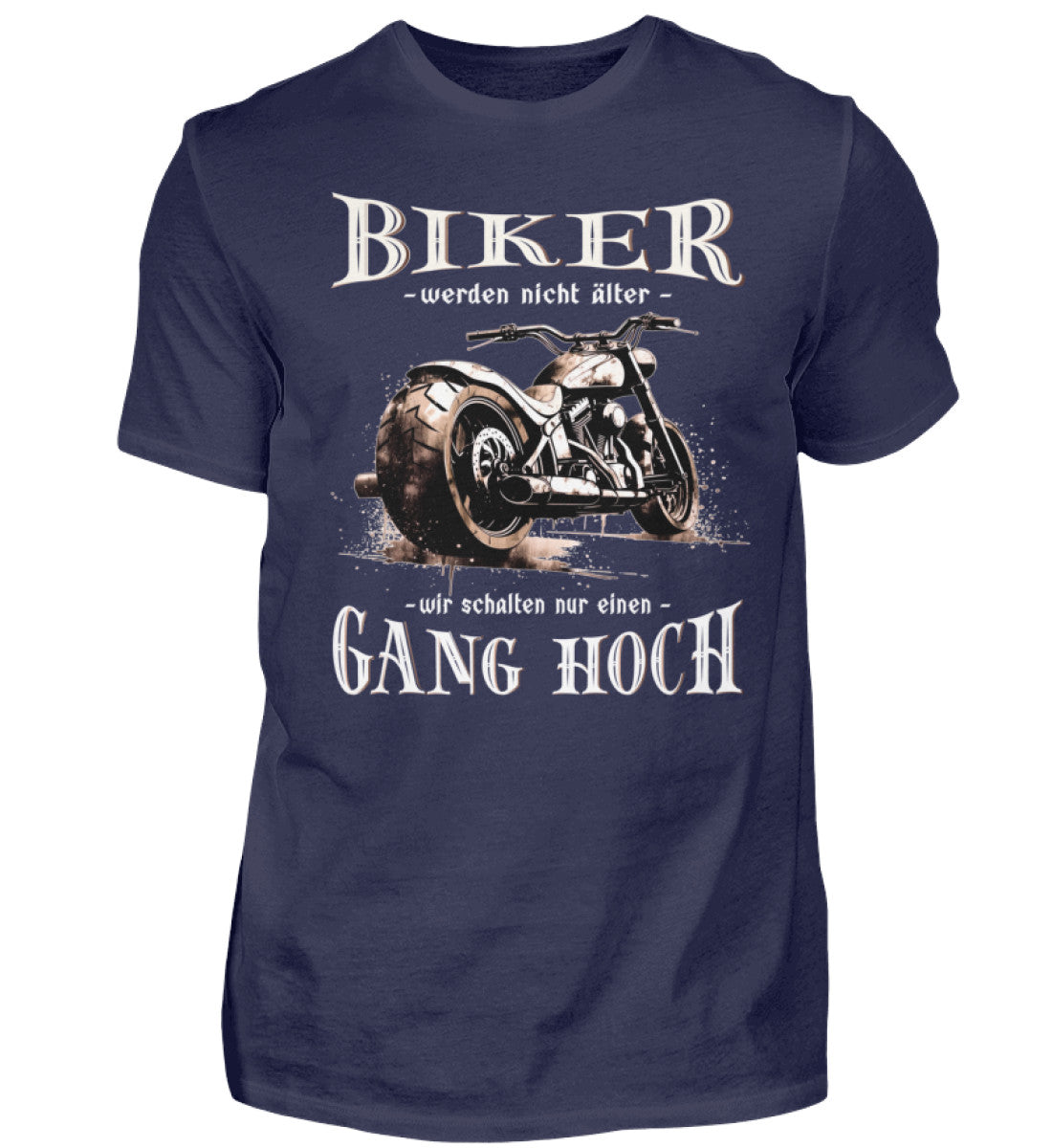 Ein Biker T-Shirt für Motorradfahrer von Wingbikers mit dem Aufdruck, Biker werden nicht älter - Wir schalten nur einen Gang hoch! - in navy blau.