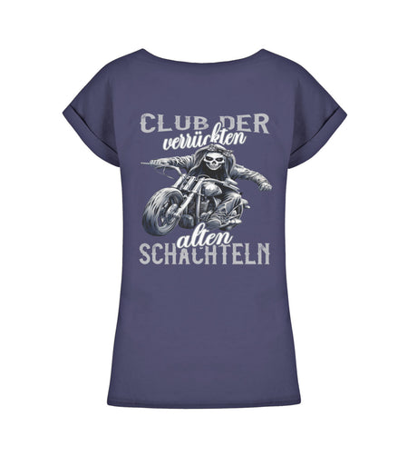 Ein Bikerin T-Shirt für Motorradfahrerinnen von Wingbikers mit dem Aufdruck, Club der verrückten alten Schachteln - mit Back Print, leger geschnitten, in navy blau.