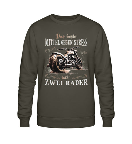 Ein Sweatshirt für Motorradfahrerinnen von Wingbikers mit dem Aufdruck, Das beste Mittel gegen Stress hat 2 Räder, in khaki grün.