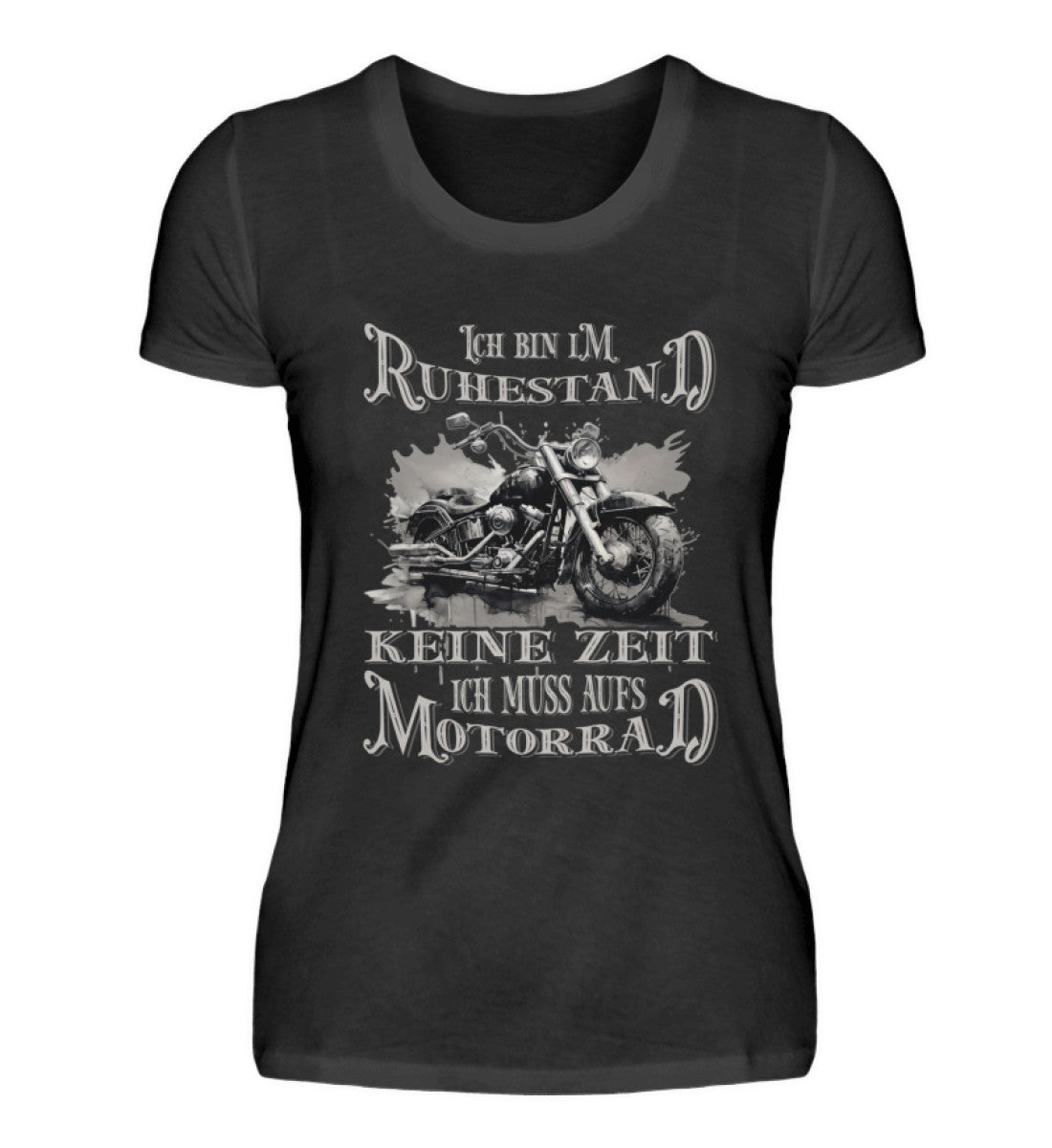 Ein T-Shirt für Motorradfahrerinnen von Wingbikers mit dem Aufdruck, Ich bin im Ruhestand - Keine Zeit - Ich muss aufs Motorrad, im vintage Stil in schwarz.