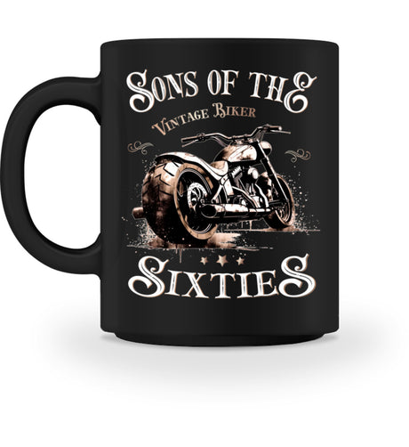 Eine Tasse für Motorradfahrer von Wingbikers, mit dem beidseitigen Aufdruck, Sons of the Sixties - Vintage Biker, in schwarz.