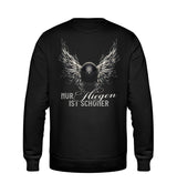 Ein Bikerin Sweatshirt für Motorradfahrerinnen von Wingbikers mit dem Aufdruck, Nur fliegen ist schöner mit Flügeln, als Back Print, in schwarz. 