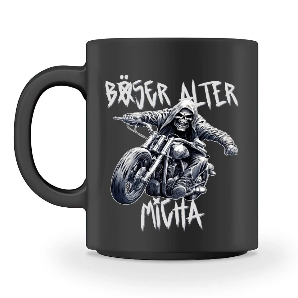 Eine personalisierbare Biker-Tasse für Motorradfahrer, von WingBikers mit dem beidseitigen Aufdruck, Böser alter Mann, in schwarz.