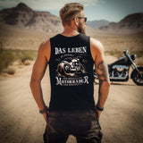 Ein Biker mit einem Tanktop für Motorradfahrer von Wingbikers mit dem Aufdruck, Das Leben ist zu kurz, um hässliche Motorräder zu fahren - mit Back Print, in schwarz.