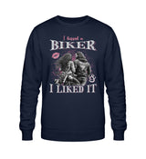 Ein Sweatshirt für Motorradfahrerinnen von Wingbikers mit dem Aufdruck, I Kissed A Biker And I Liked It, in navy blau.