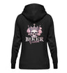 Ein Bikerin Hoodie für Motorradfahrerinnen von Wingbikers mit dem Aufdruck, Biker Queen - mit Back Print, in schwarz.