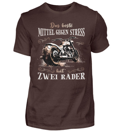 Ein T-Shirt für Motorradfahrer von Wingbikers mit dem Aufdruck, Das beste Mittel gegen Stress hat 2 Räder, in braun. .