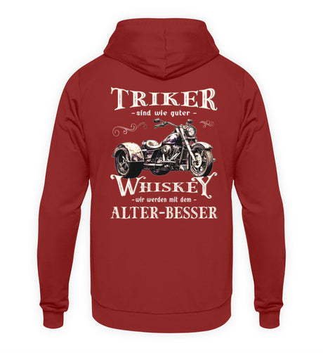 Ein Hoodie für Trike Fahrer von Wingbikers mit dem Aufdruck, Triker sind wie guter Whiskey - Wir werden mit dem Alter besser, als Back Print, in backsteinrot.