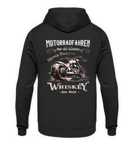 Ein Biker Hoodie für Motorradfahrer von Wingbikers mit dem Aufdruck, Motorradfahren löst die meisten meiner Probleme - Whiskey den Rest - mit Back Print, in schwarz.