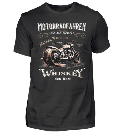 Ein Biker T-Shirt für Motorradfahrer von Wingbikers mit dem Aufdruck, Motorradfahren löst die meisten meiner Probleme - Whiskey den Rest - in schwarz.