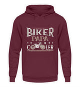 Ein Hoodie für motorradfahrende Väter von Wingbikers mit dem Aufdruck, Biker Papa, wie ein normaler Papa, nur viel cooler, in burgunder weinrot.