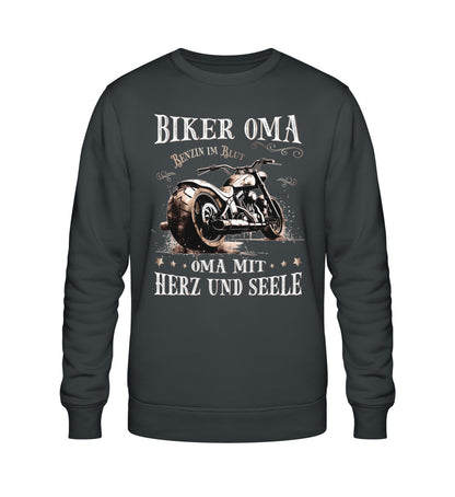 Ein Sweatshirt für Motorradfahrerinnen von Wingbikers mit dem Aufdruck, Biker Oma - Benzin im Blut - Oma mit Herz und Seele, in dunkelgrau.