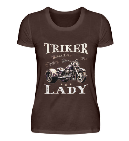Ein T-Shirt für Trike Fahrerinnen von Wingbikers mit dem Aufdruck, Triker Lady - Triker Life, im vintage Stil, in braun.