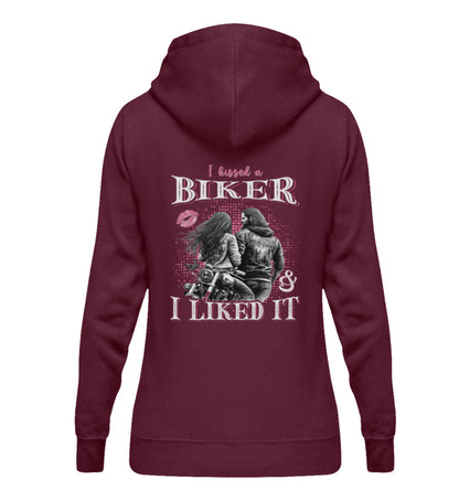 Ein Damen Hoodie für Motorradfahrerinnen von Wingbikers mit dem Aufdruck, I Kissed A Biker And I Liked It, mit Back Print, in burgunder weinrot.