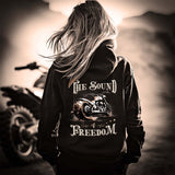 Ein Motorrad Hoodie für Motorradfahrerinnen von Wingbikers mit dem Aufdruck, The Sound of Freedom, als Back Print, in schwarz.