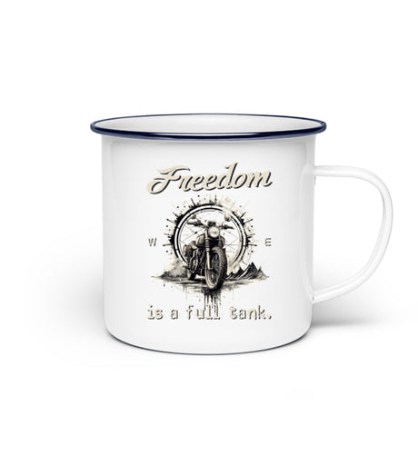 Ein Emaille Tasse für Motorradfahrer von Wingbikers mit dem beidseitigem Aufdruck, Freedom Is A Full Tank - Freiheit ist ein voller Tank - mit einem Retro Vintage klassischem Motorrad, in weiß.