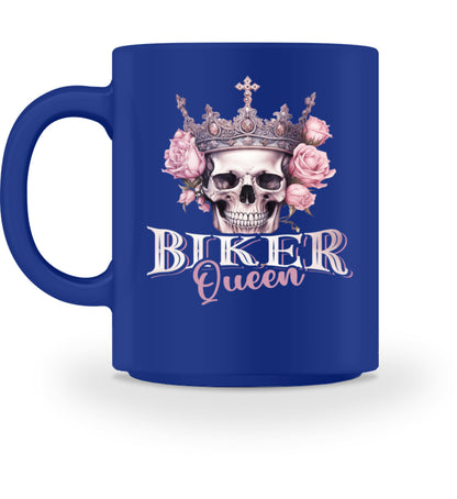 Eine Tasse für Motorradfahrerinnen von Wingbikers, mit dem beidseitigen Aufdruck, Biker Queen, in blau.