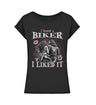 Ein T-Shirt für Motorradfahrerinnen von Wingbikers mit dem Aufdruck, I Kissed A Biker And I Liked It, leger geschnitten, in schwarz.