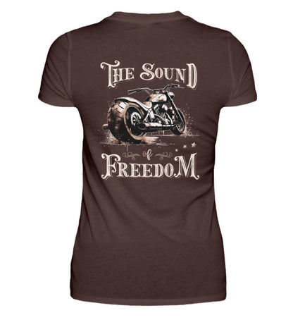 Ein T-Shirt für Motorradfahrerinnen von Wingbikers mit dem Aufdruck, The Sound of Freedom, als Backprint in braun.