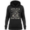 Ein Damen Hoodie für Motorradfahrerinnen von Wingbikers mit dem Aufdruck, Life Is A Journey - Enjoy The Ride - mit einem Retro Vintage klassischem Motorrad, in schwarz.