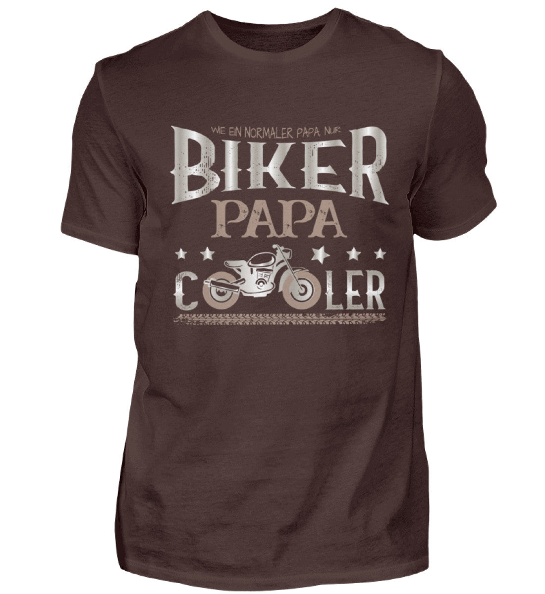 Ein T-Shirt für motorradfahrende Väter von Wingbikers mit dem Aufdruck, Biker Papa, wie ein normaler Papa, nur viel cooler, in braun.