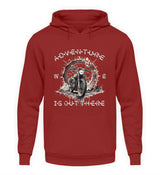 Ein Hoodie für Motorradfahrer von Wingbikers mit dem Aufdruck, Adventure Is Out There, in backsteinrot. .