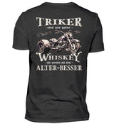 Ein T-Shirt für Trike Fahrer von Wingbikers mit dem Aufdruck, Triker sind wie guter Whiskey - Wir werden mit dem Alter besser, als Back Print, in schwarz.