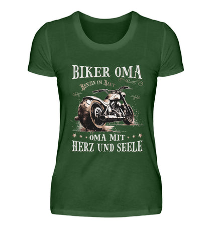 Ein T-Shirt für Motorradfahrerinnen von Wingbikers mit dem Aufdruck, Biker Oma - Benzin im Blut - Oma mit Herz und Seele, in dunkelgrün.