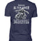 Ein Biker T-Shirt für Motorradfahrer von Wingbikers mit dem Aufdruck, Achtung alter Biker - Gib ihm Öl und hilf ihm auf sein Motorrad, als Back Print - in navy blau.