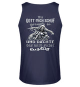 Ein Biker Tanktop für Motorradfahrer von Wingbikers mit dem Aufdruck, Als Gott mich schuf grinste er und dachte, das wird sicher lustig! mit Back Print, in navy blau. 