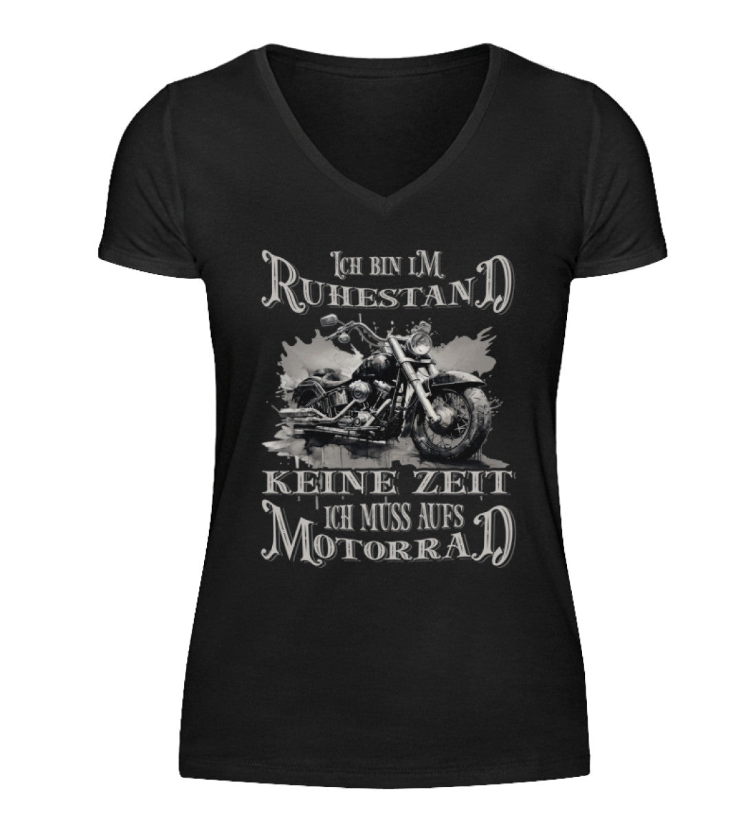 Ein T-Shirt mit V-Ausschnitt für Motorradfahrerinnen von Wingbikers mit dem Aufdruck, Ich bin im Ruhestand - Keine Zeit - Ich muss aufs Motorrad, im vintage Stil in schwarz.